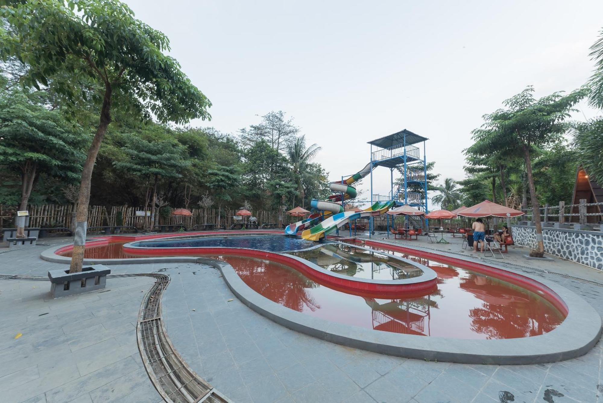 Urbanview Hotel Cianjur City Park By Reddoorz מראה חיצוני תמונה